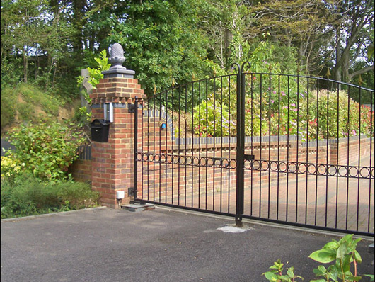 metal gates